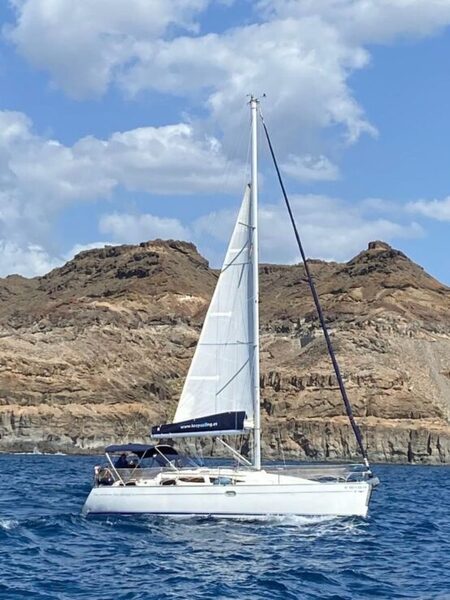 Keep Sailing I